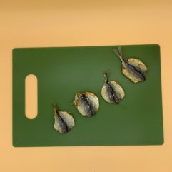 Dried Fish 芝麻金鯧魚